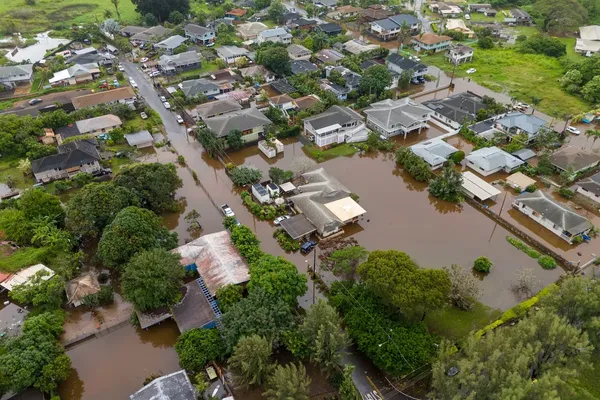 Oahu Orders 4,000 Evacuations Due to Imminent Dam Failure