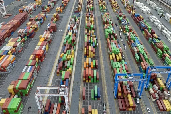US Patented-Drug Tariffs Start With Multiple Rates
