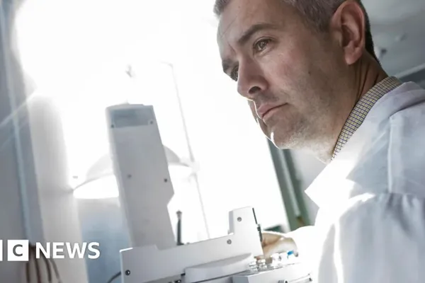 Planetary Scientists Seek Space Dust in Residential Gutters