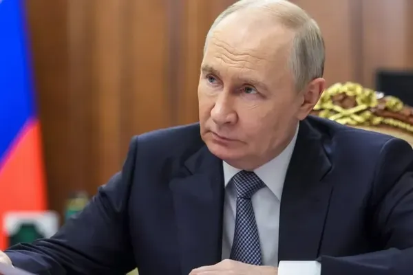 Putin Travels to Beijing for Talks With Xi Jinping