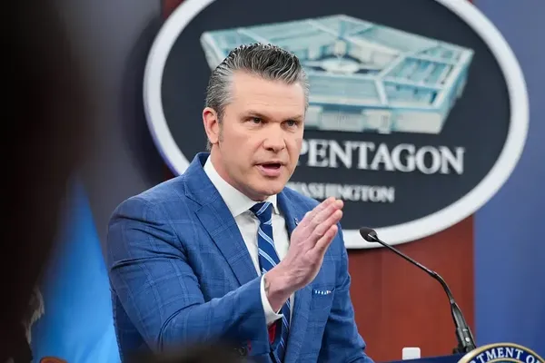 Republicans Support Army Secretary in Clash With Hegseth
