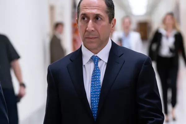 Richard Kahn Testimony Keeps Epstein Money Trail Under Pressure