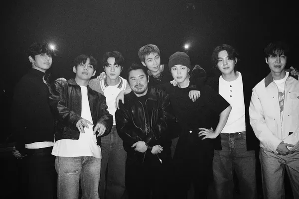 Robbie and BTS Define Spring Style Narratives in Vogue