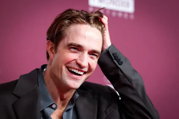 Robert Pattinson Masters Intricacies of Celebrity Culture