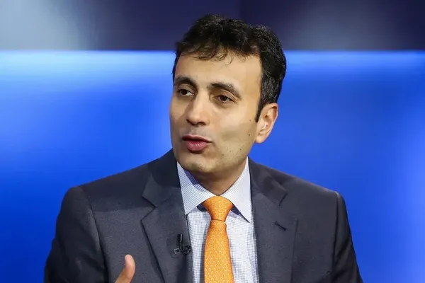 Rockefeller Capital Chairman Warns Against Rate Cut Hopes
