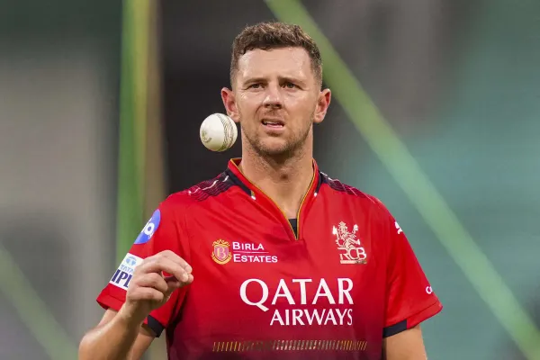 RCB Faces Sunrisers in IPL 2026 Opener