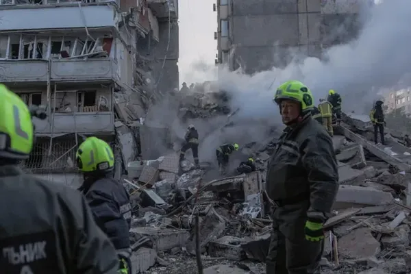 Russian Missiles and Drones Strike Residential Blocks in Kyiv