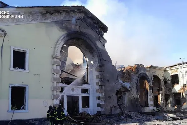 Russian Units Advance Toward Konstantinovka in Donetsk Front