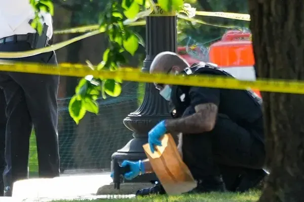 Secret Service Shoots Armed Suspect Near Washington Monument