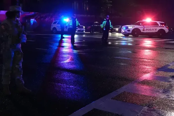 Secret Service Kills Gunman After White House Checkpoint Shooting