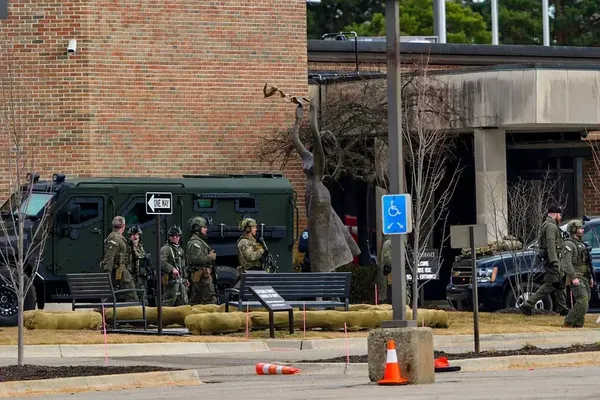 Security Staff Block Car Ramming at Michigan Synagogue