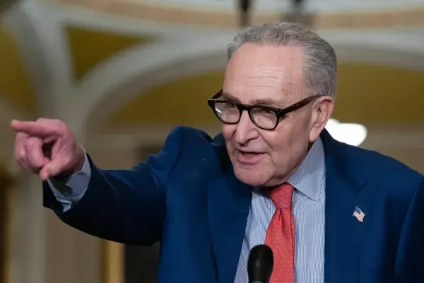 Senate Deadlock Leaves TSA Workers Without Paychecks