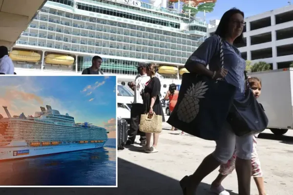 Senior Fliers and Oil Prices Shake Global Travel Sector