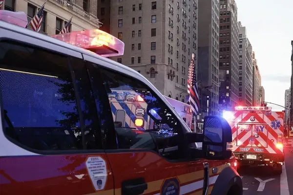 Six Injured in Stabbing Attack at New York Penn Station