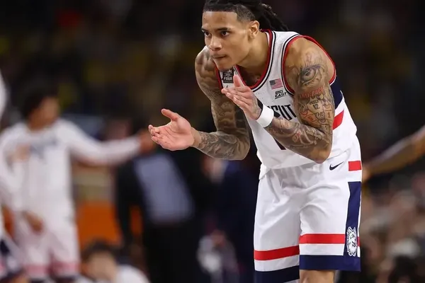 Solo Ball Sidelined by Foot Sprain Before Title Game