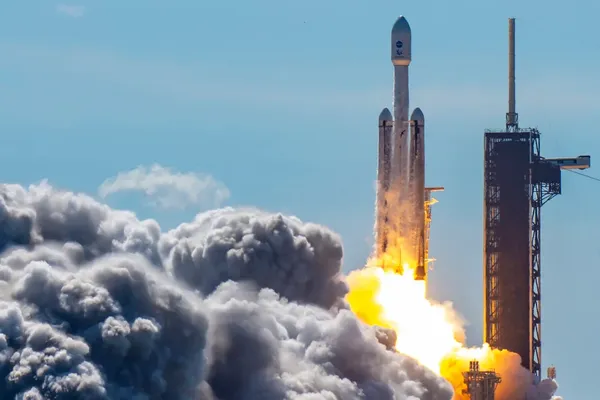 Space Force Raises Launch Contract Ceiling Past $30 Billion