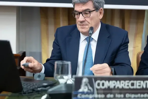 Spain Housing Crisis Draws Emergency Warning From Central Bank