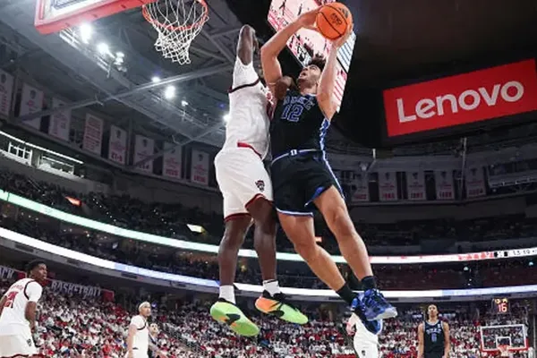Sports Networks Battle for Viewers in Dual Final Weekend