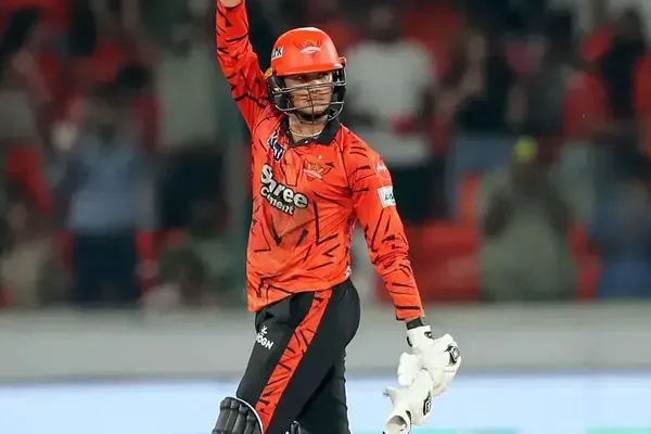 Sunrisers Hyderabad Chase Down 229 in Jaipur