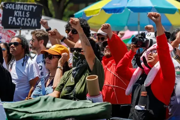 Thousands March for Worker Rights and Immigration Reform