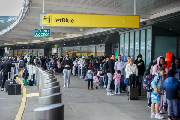 Travelers Spend $34,000 on Private Jets to Bypass TSA