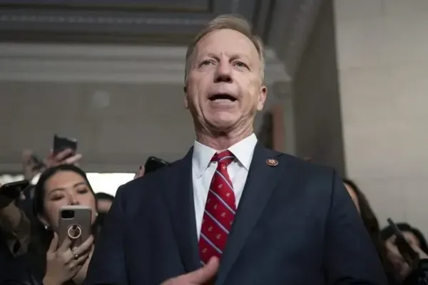Trump Backs Kevin Hern for Oklahoma Senate Seat