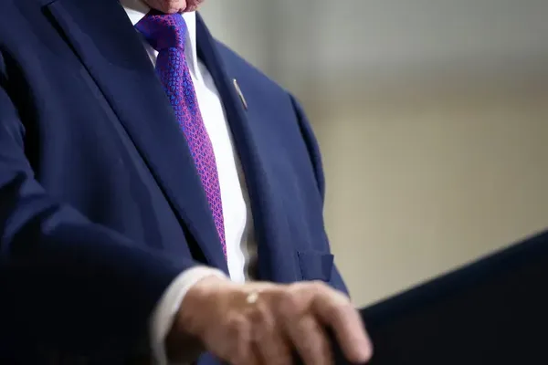 Trump Challenges Senate Housing Bill With Executive Orders