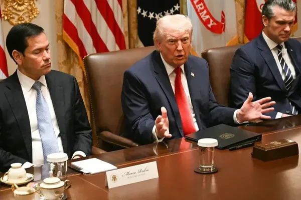 Trump Convenes Situation Room Over Strait of Hormuz Crisis