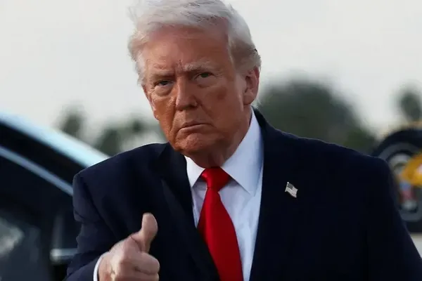 Trump Criticizes Pope Leo and Threatens United Kingdom