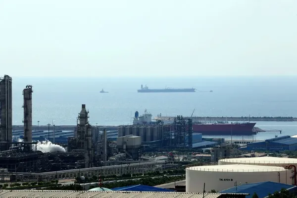 Trump Demands NATO Help Secure the Strait of Hormuz