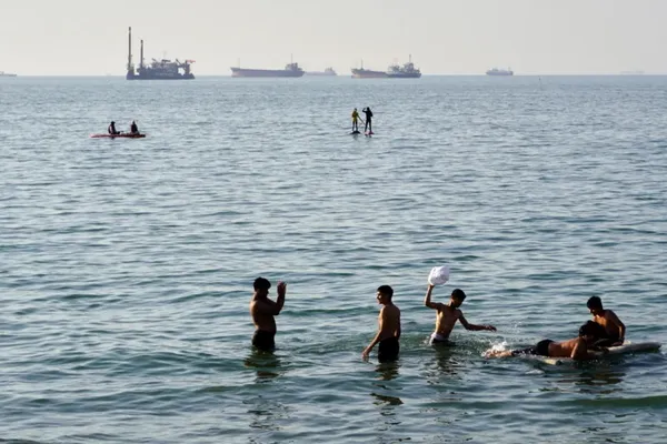 Trump to Discuss Hormuz Demining at G7 as Iran Deal Nears