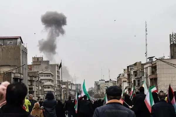 Trump Weighs Iran War Off-Ramps Amid Pentagon Planning