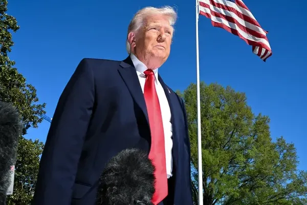 Trump Iran Policy Splits GOP Before Critical Midterm Vote