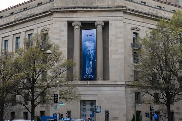 Trump Officials Approve Firing Squads for Federal Death Row