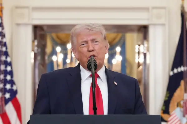 Trump Orders Crackdown on College Sports Transfers