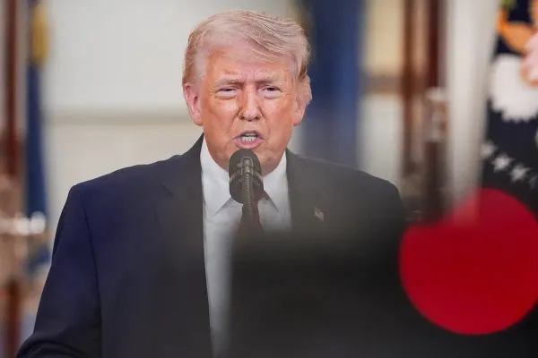 Trump Outlines Unilateral Military Strategy Against Iran