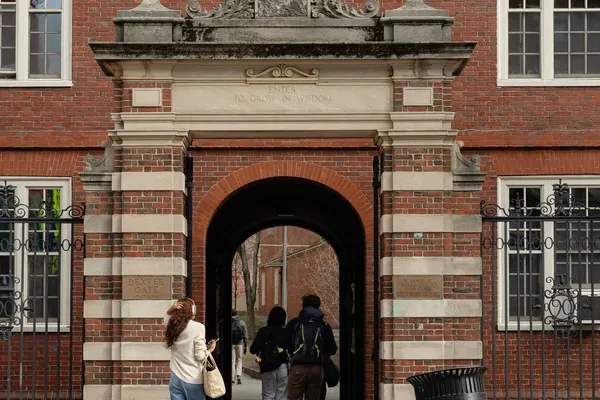 Trump Pushes New Rules to Combat Campus Antisemitism