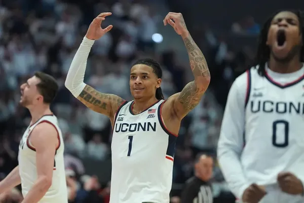 UConn and Tennessee Fight for Sweet 16 Survival