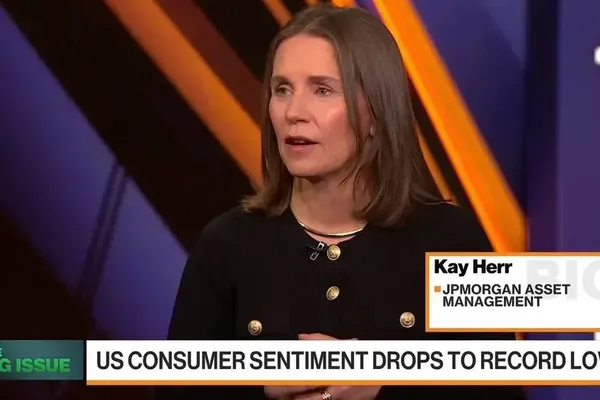 US Consumer Confidence Plummets to Record Low