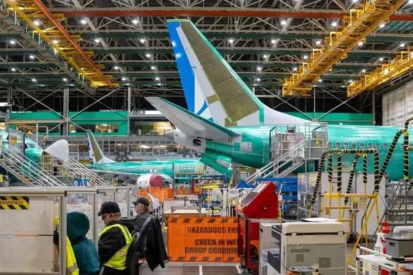 US Factory Activity Surges While Prices Hit Four Year High