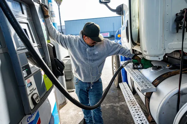 US Gas Prices Hit Average of $4 a Gallon During Iran War
