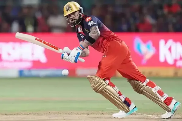Virat Kohli Punishes Gujarat Titans for Early Missed Catch