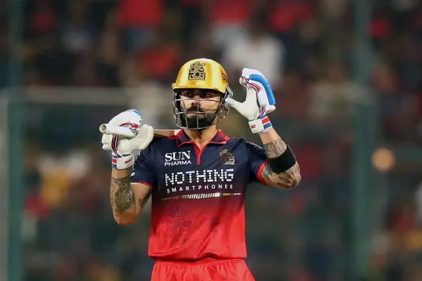 Virat Kohli Sets Asian T20 Record in RCB Chase