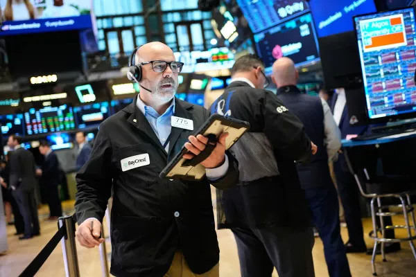 Wall Street Slide Raises Inflation Fears