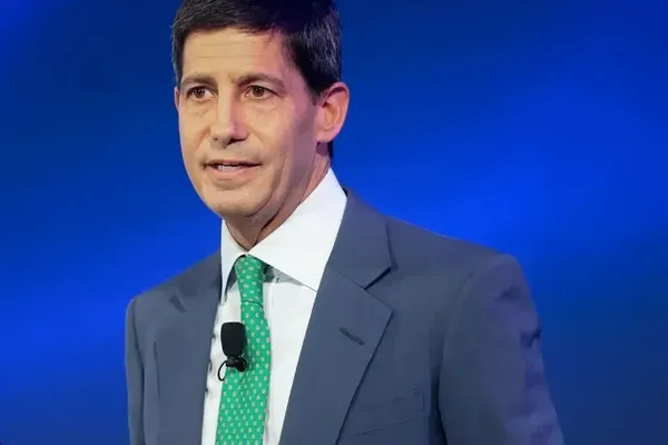 Warsh Demands Federal Reserve Focus Solely on Inflation