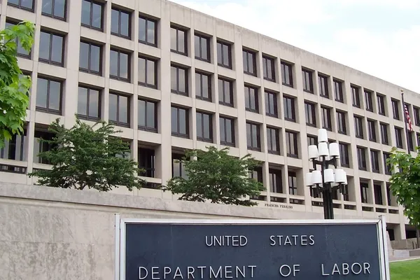 Washington Fiscal Policy Slows American Job Market Growth