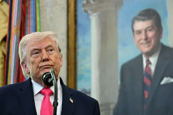 Washington Weighs Costs of Seeking Total Victory in Iran