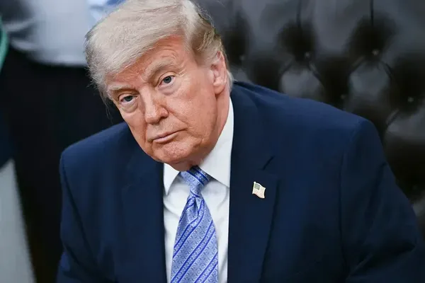 White House Signals Imminent Peace Accord With Iran