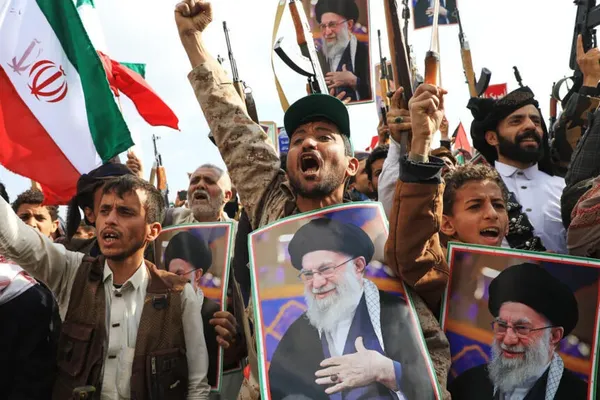 Houthi Missile Strike Opens Southern Front Against Israel