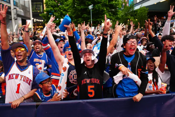 Knicks Fans Pack MSG Watch Party for NBA Finals
